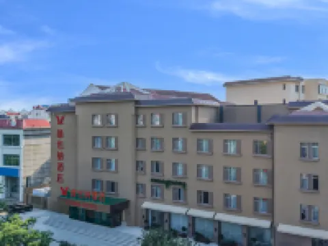 Vienna Hotel (Qinhuangdao Beidaihe Laohushi Branch) Hôtels à proximité de : Qinghuang Island Wildlife park