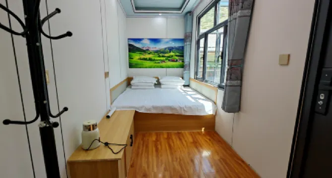 Qingfeng Xiaoju Homestay