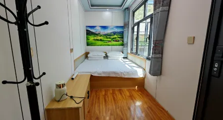 Qingfeng Xiaoju Homestay Отели в г. Сяхэ