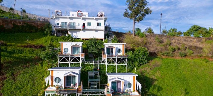 สกายวิวคาเฟ่&โฮมสเตย์ โรงแรมในอำเภอ แม่สรวย