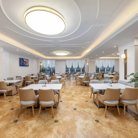 Vienna International Hotel Classic Dongxing Railway Station Erqiao Port Branch