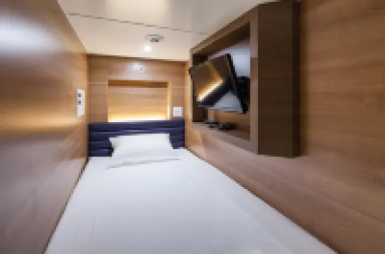 Y's Cabin Osaka Namba