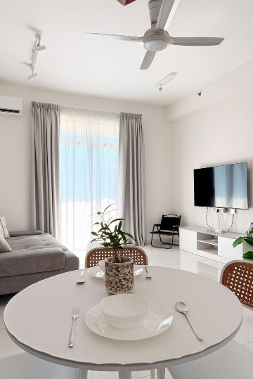 THE SUN EXECUTIVE SUITE - Dolphin's Home Hotels in Bayan Lepas