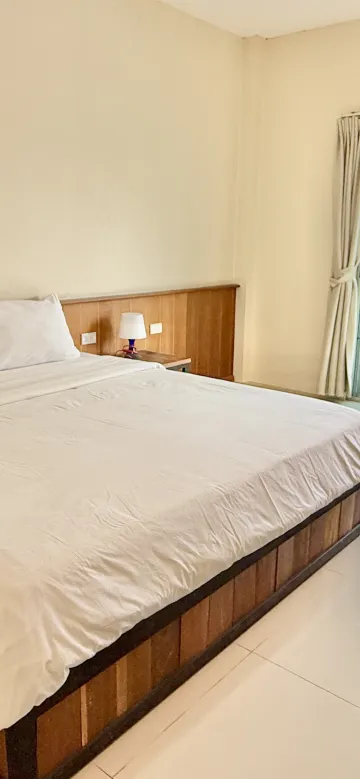 ห้องดีลักซ์เตียงใหญ่