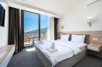 Rooftop Apartments & Rooms