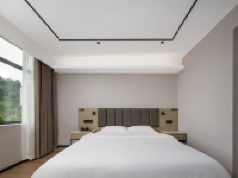 GreenTree Inn·Smart Choice (Chizhou Qingyang Bus Station Branch)