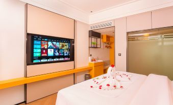 Boya Smart Hotel (Panzhou Donghu Park Heli Plaza)