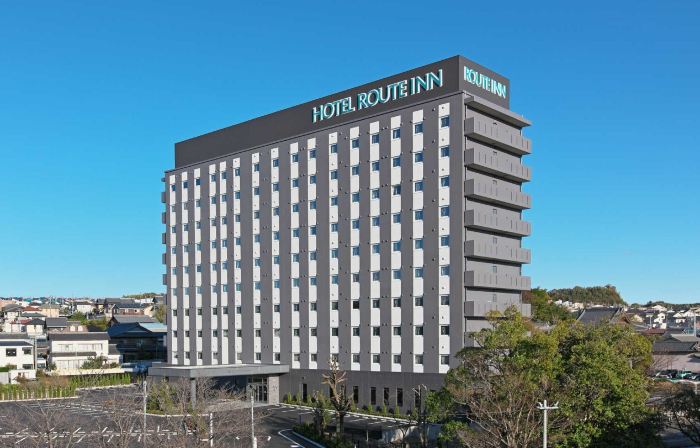 HOTEL ROUTE INN KUWANA