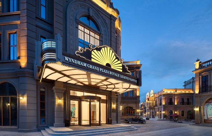 WYNDHAM GRAND PLAZA ROYALE LEGEND NANYUE
