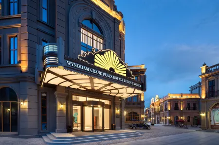 WYNDHAM GRAND PLAZA ROYALE LEGEND NANYUE