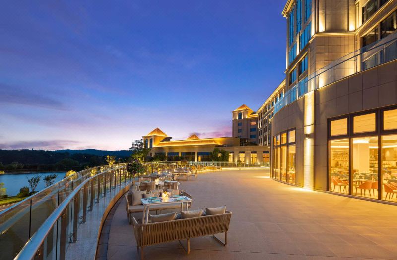 Crowne Plaza Xiangyang Fuchun Lakeside by IHG photo 5