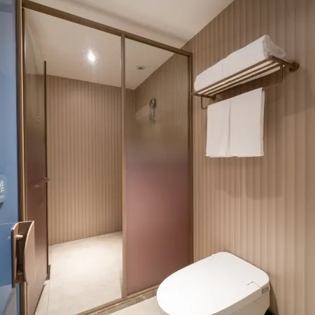 HanTing Hotel (Zhanjiang Dingsheng Plaza Renmin Avenue Middle)