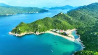 더 라이트 코럴 아일랜드 리조트 THƯỢNG NGUỒN - Bãi Tắm Suối Thiên Nhiên 주변 호텔
