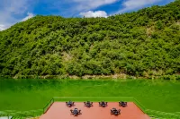 Shitai Qingsi Kangyuan Resort Hotel