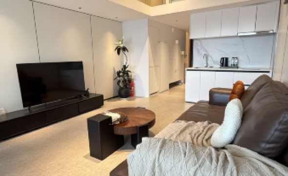 Siji Homestay Season Hotel (Shenzhen Guomao Subway Station)