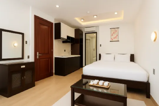 Amory Aparthotel Nguyen Trai Отели рядом с достопримечательностью «Улица Пхам Нгу Лао»