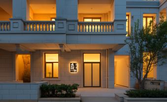 Lake Villa Yunhupan Chinese Inn (Kunming Dianchi Haigeng Dam)