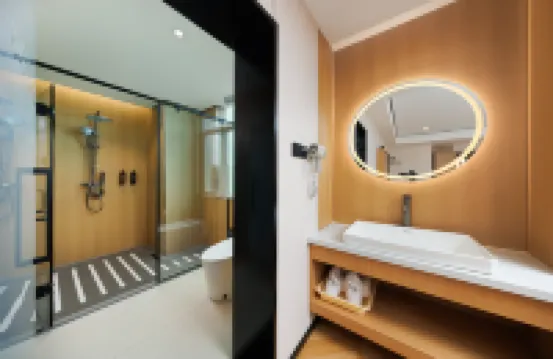Bali Island Hotel (Changjiang)