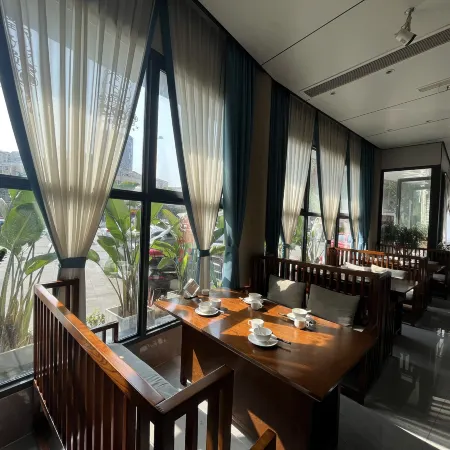 Lanmei Hotel (Deyang Jingyang District Moore Shopping Plaza Branch)