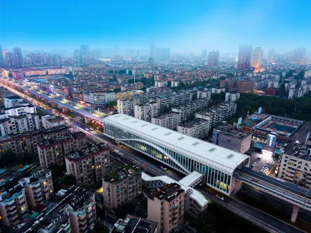 Aifei Intercity Hotel Отели рядом с достопримечательностью «Спортивный зал Ма Яшань»