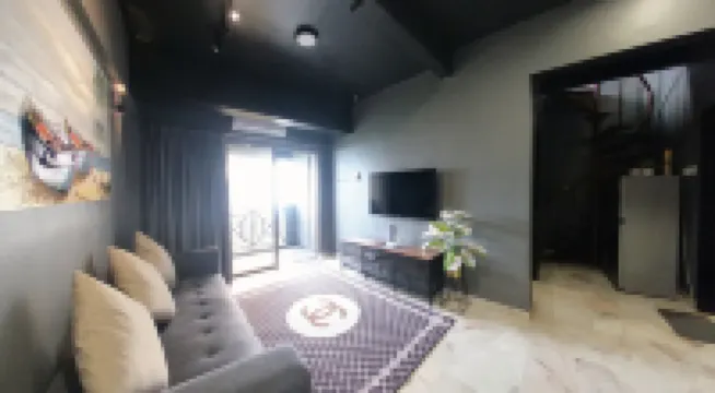 18pax GFloor 4R4B Dual-Key DOORSTEP PRIVATE BEACH, WATERSPORT, POOL, BBQ SET, WIFI