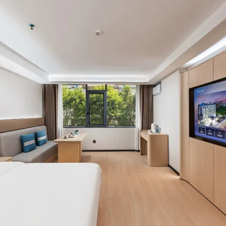 Guangdong Airport Hotel (Guangzhou New Baiyun International Airport Direct Store)
