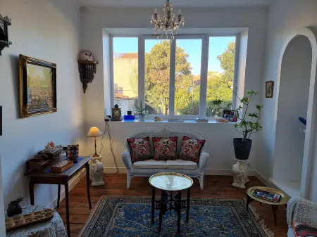 The white house Отели рядом с достопримечательностью «Villa gallo-romaine»