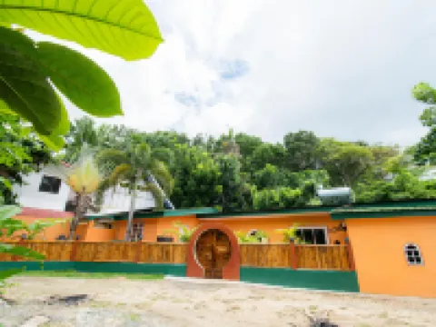 La Maison - Siquijor 聖胡安酒店