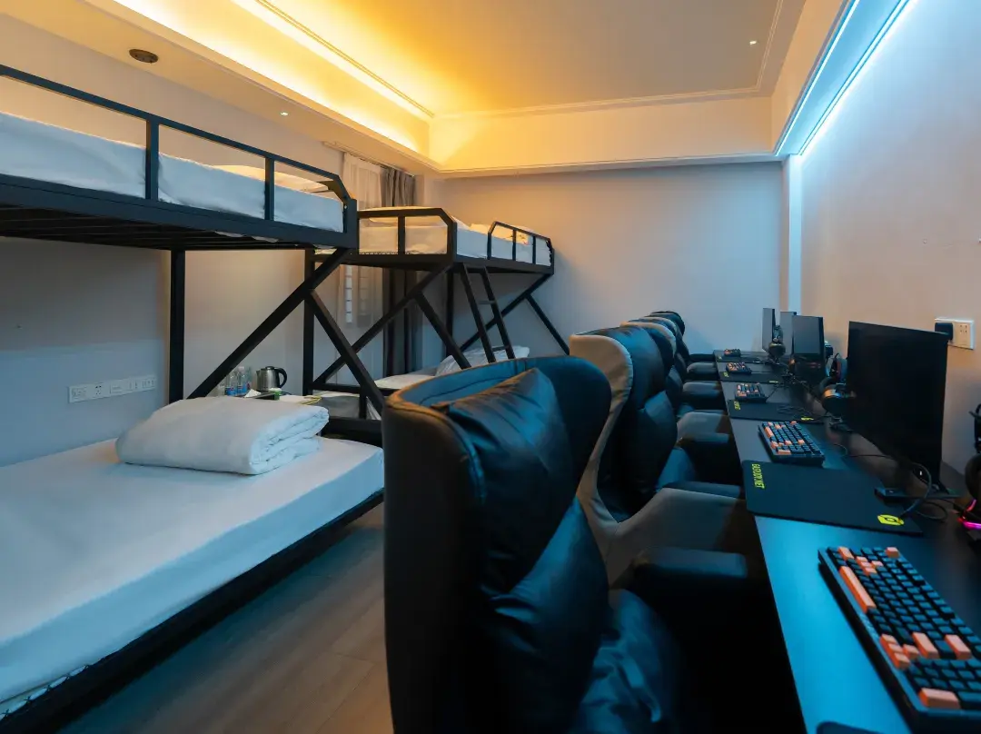 Quanzhou Dasheng Palace E-sports Hotel - 취안저우 시