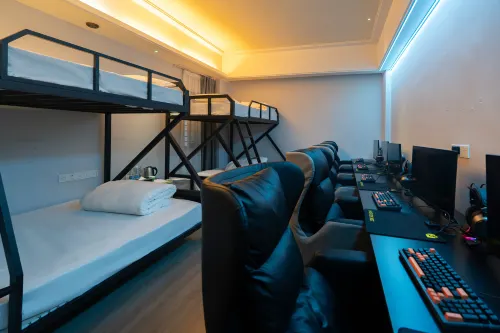 Quanzhou Dasheng Palace E-Sports Hotel (West Street) - Esports