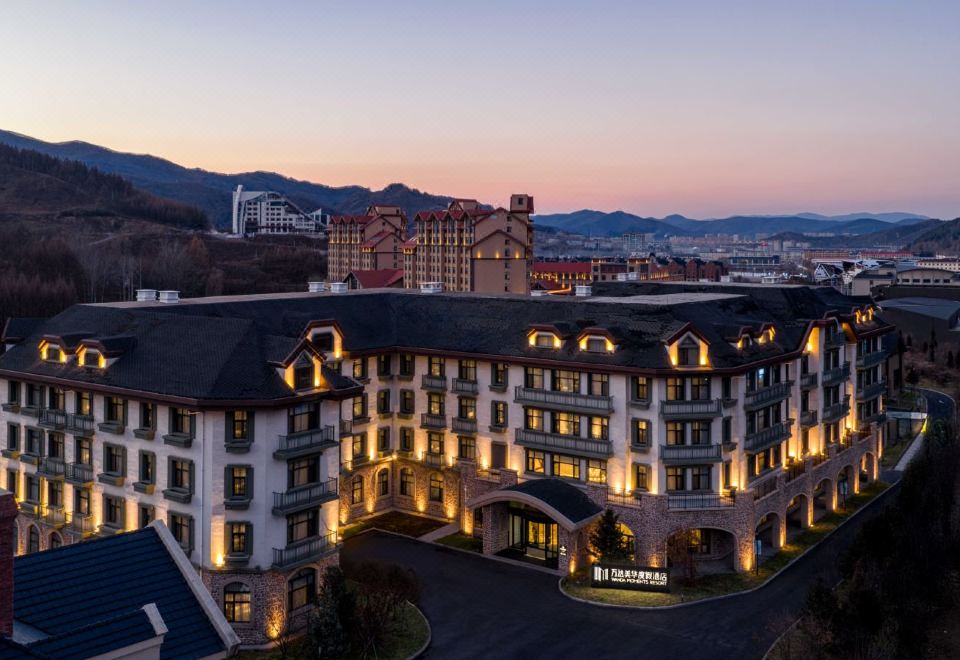 hotel overview picture