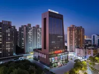 LUX CABINS Zunzhong Hote Hotels near Jiangbin Park