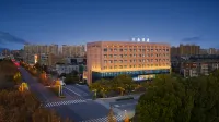 Jingjiang Orange Crystal Hotel