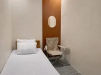 Basic Room in Lipa City Near SM and THE OUTLETS Hotels in Lipa