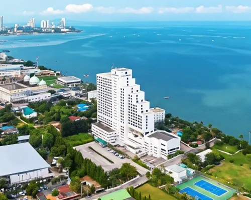 Cholchan Pattaya Beach Resort Hotels near Mum Aroi Naklua