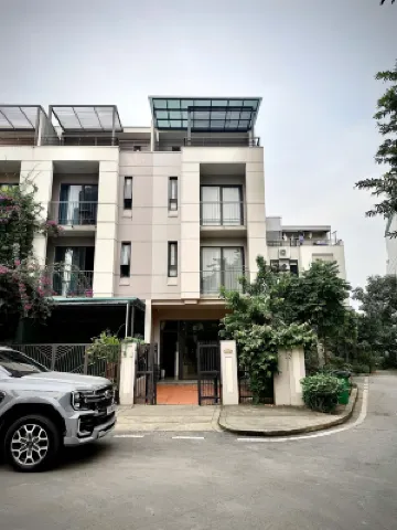 Royal Lotus - Đậu Đậu