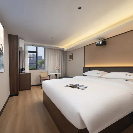 Liling Cichen Grand Hotel (Liquan Road Jiuhong Century Plaza)