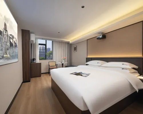 Liling Cichen Grand Hotel (Liquan Road Jiuhong Century Plaza) Hôtels à : Liling