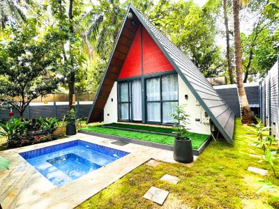 Oh - Bali Villa by Travent Mug