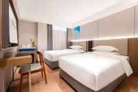 Chengjing LIFE  HOTEL (Xiamen Zhongshan Road Pedestrian Street & Wanshi Botanical Garden Branch) - 주차장