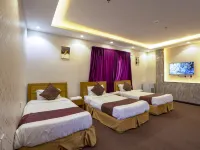 Mg Crown Hotel 2 Hotels near Quba