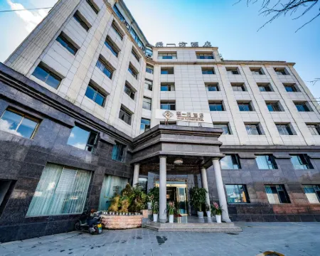 Yushanyuan One Party Hotel Hotels in Eshan