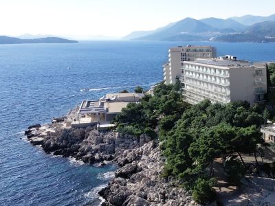 Royal Ariston Hotel