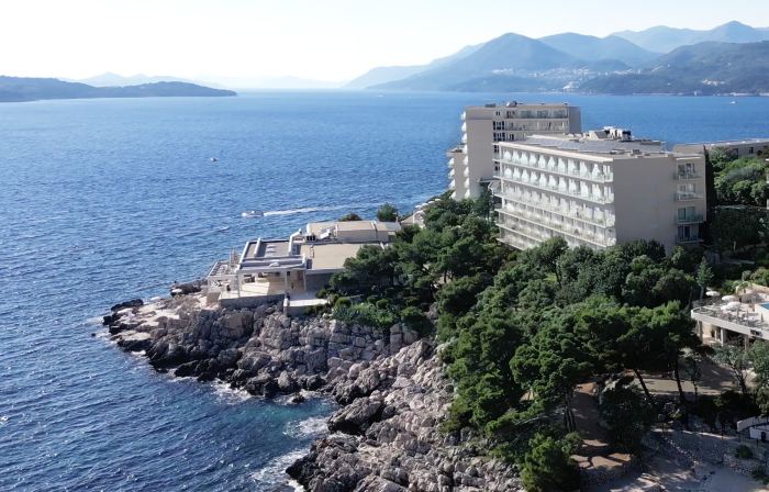 Royal Ariston Hotel
