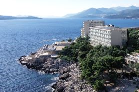 Royal Ariston Hotel