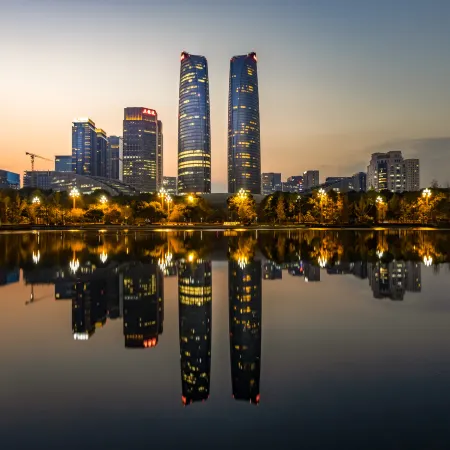 Da Rubik's Cube Yueyue High-altitude Mansion (Chengdu Financial City Global Center Branch) Отели рядом с достопримечательностью «Глобальный центр «Новый век»»