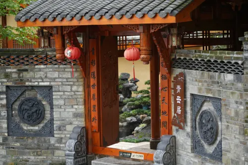 青雲棲隱隱奢私湯山院 - 空中泳池