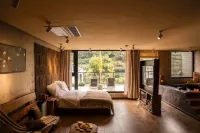 Mojian Wild Luxury Hot Spring Villa
