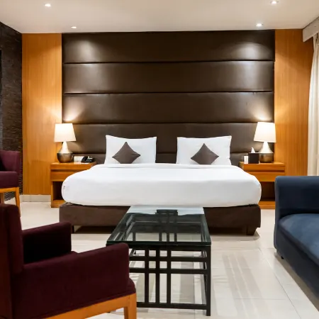 Udman Hotel Panchshila Park Отели рядом с достопримечательностью «Индийский технологический институт в Дели»