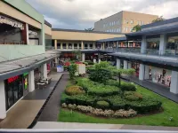 2 Bedroom Condo in Quezon City Near Ateneo - Prince David - 4-Star